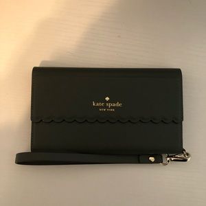 Kate SpadeTrifold Phone Case Clutch